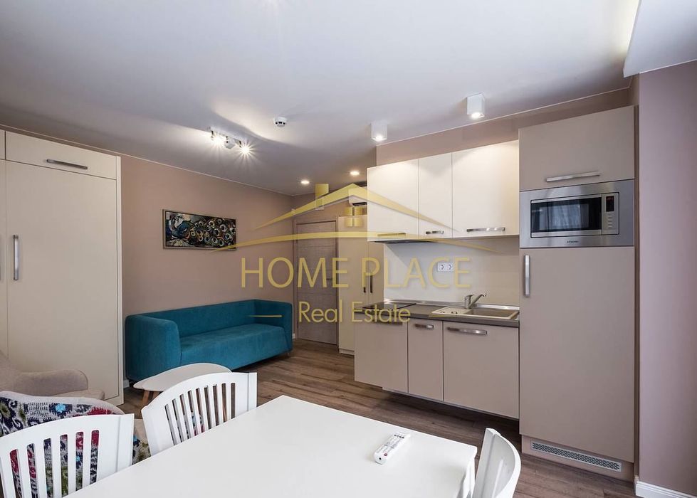 Дава се под наем Двустаен апартамент в Варна, Център - 75 кв.м за 1020 € - Снимка #1