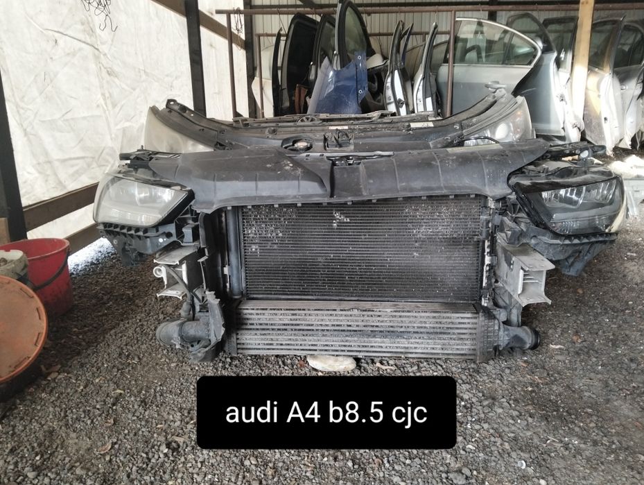 Aripa stanga Audi A4 b8.5 facelift LZ7L 2012