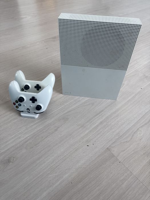 X BOX в хорошем виде