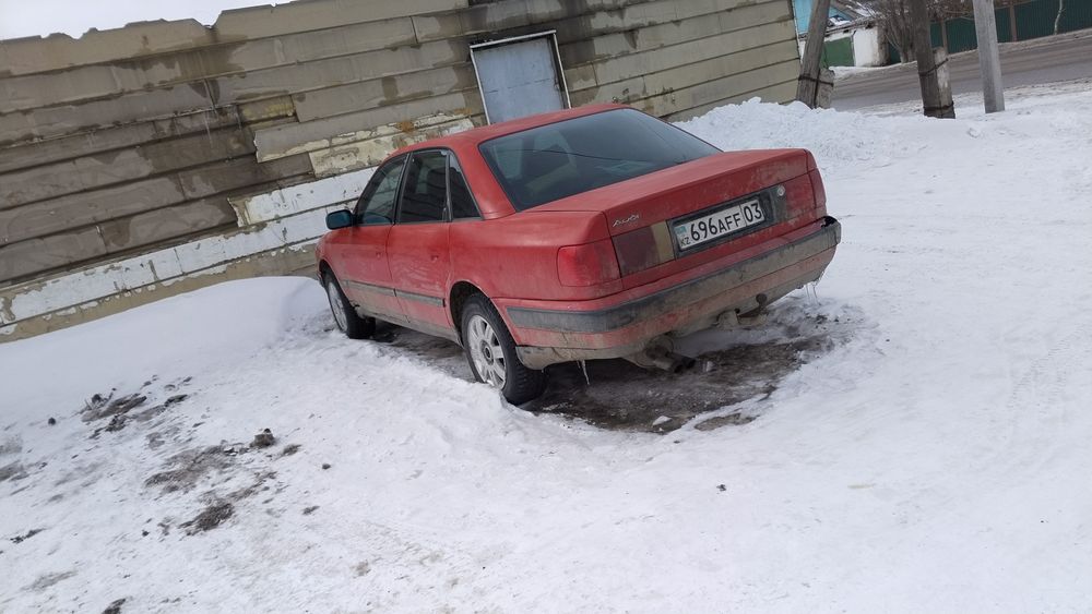 Обменяю Ауди 100 С4