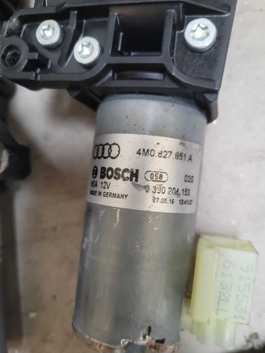 Set motorase inchidere portbagaj Audi Q7 4M 4M0827851A 4M0827852A