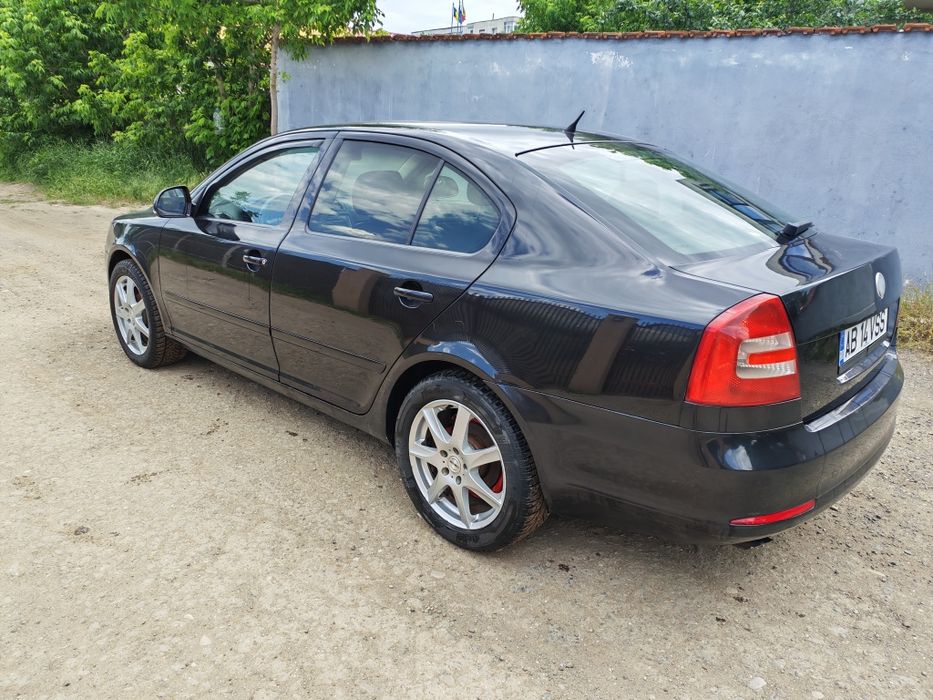 SKODA Octavia 2011 — imagine 3