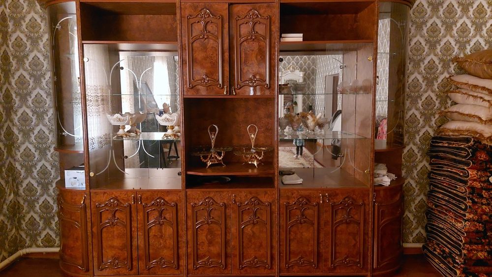 Стенка продаётся