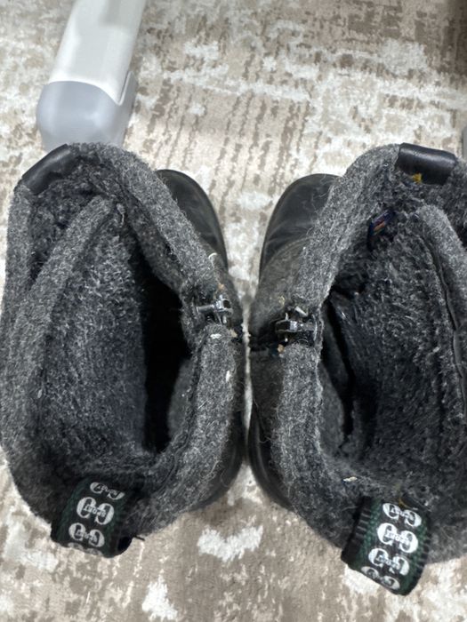 Продам детские сапоги