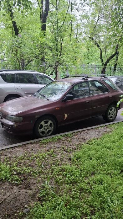 Субару импреза 1993г.обьём 1.8