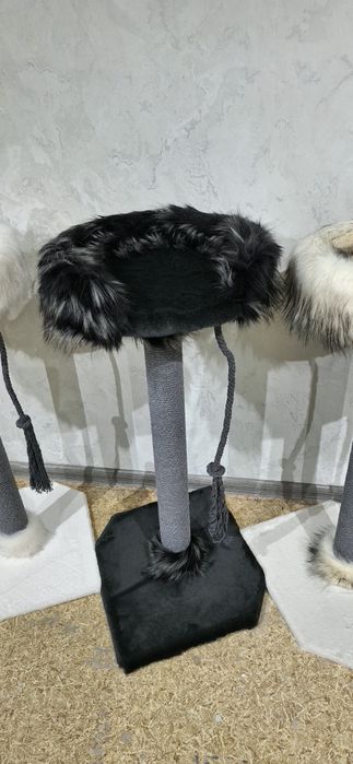 Когтеточка для кошек 90см Высота в наличии.