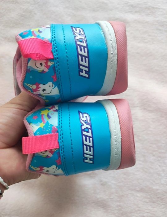 Adidasi cu roti Heelys masura 33 (20 cm talpa interioara)