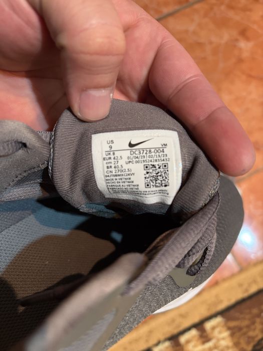 Adidasi nike barbatesti