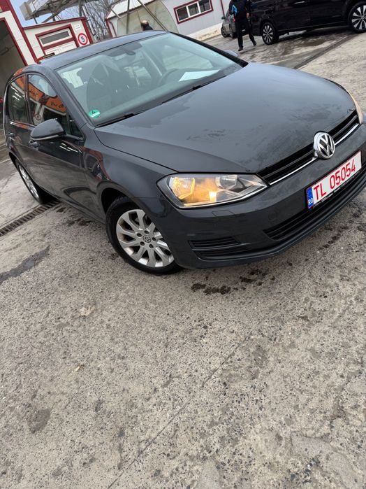 Vând Volkswagen golf 7