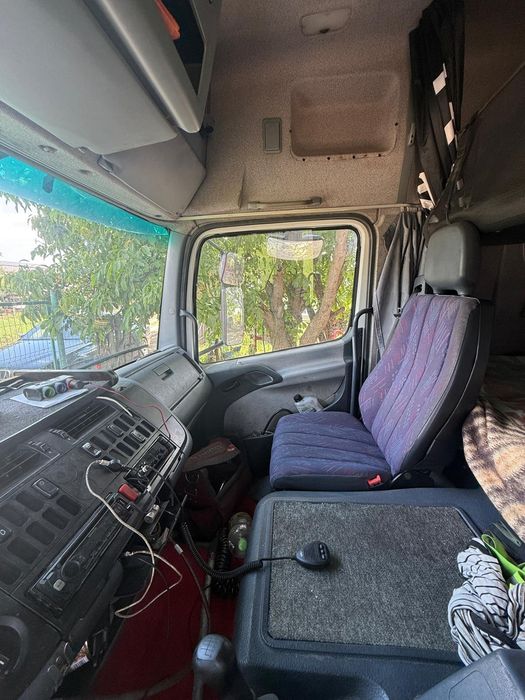 Mercedes atego 817 prelata cu lift preț ușor negociabil