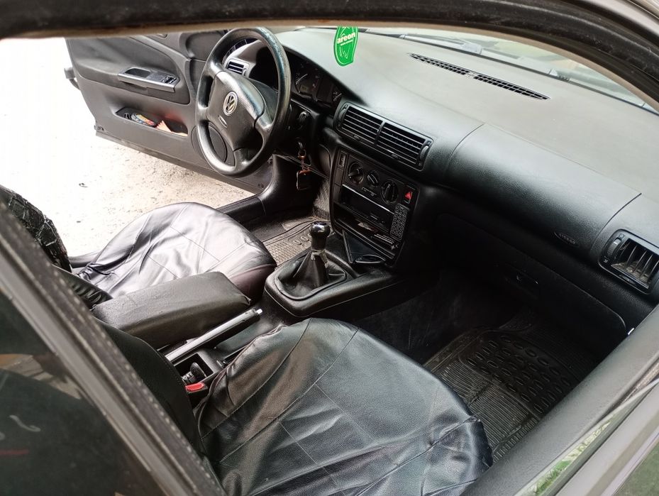 WV passat 1.6 101 коня 1997 година Фолксваген Volkswagen