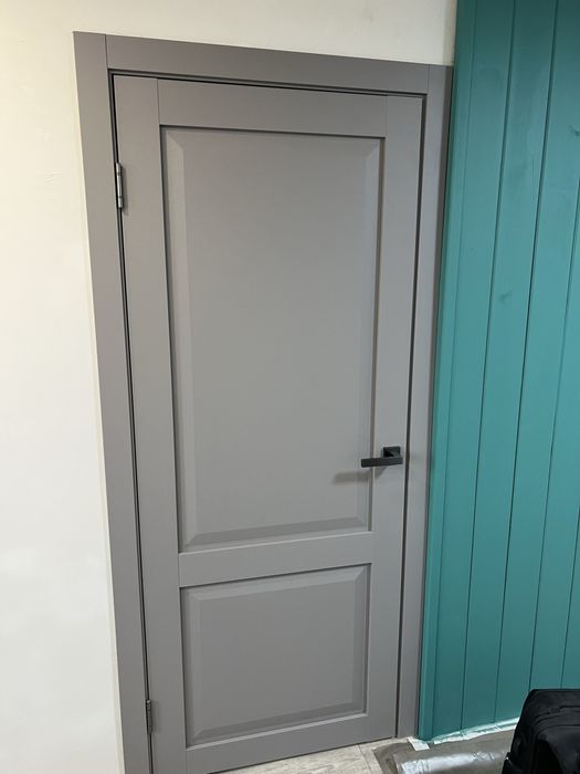 Установка межкомнатных дверей.