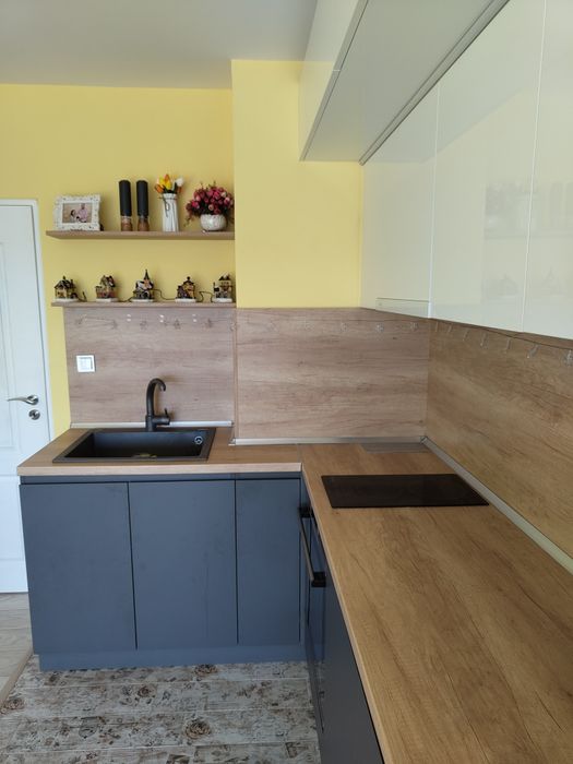 Кухни по поръчка