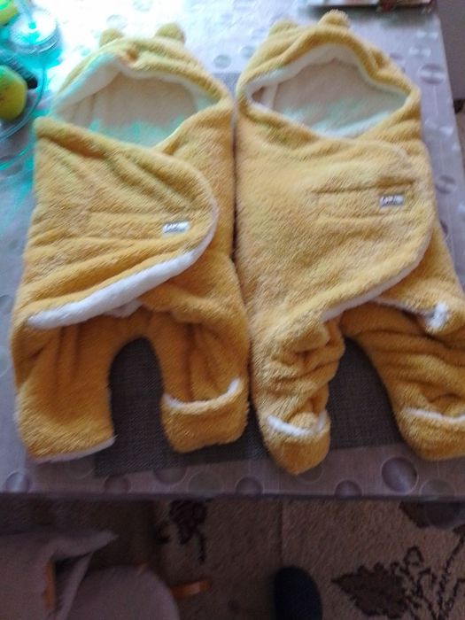 Бебешки зимни завивки подходящи за бебета на 1 до 3 месеца..