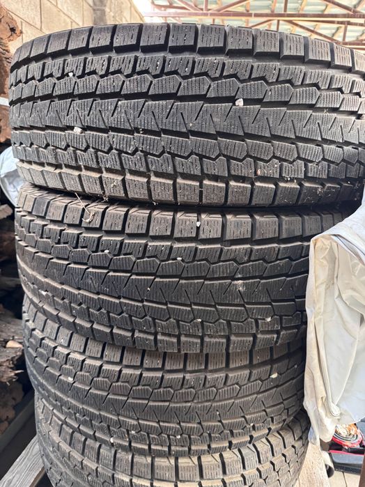 Продам резину на 16