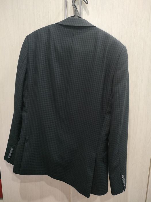 Продам мужской костюм