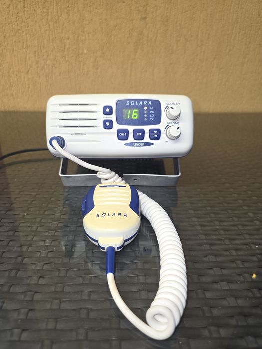 Stație radio marină VHF Uniden Solara (Barcă / Naval) + Microfon
