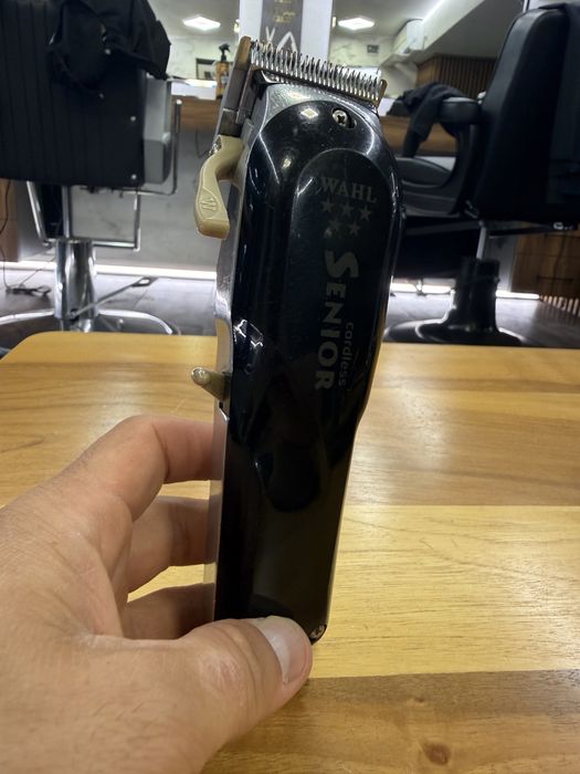 Wahl Senior Black