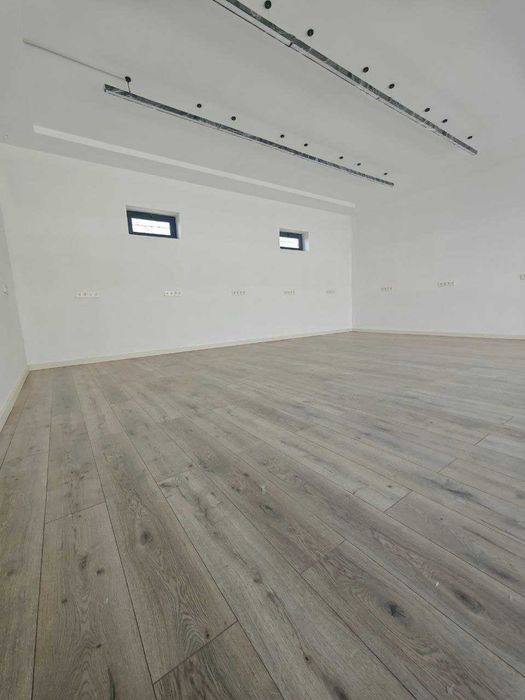 Продаётся готовое двухэтажное здание в Кибрае