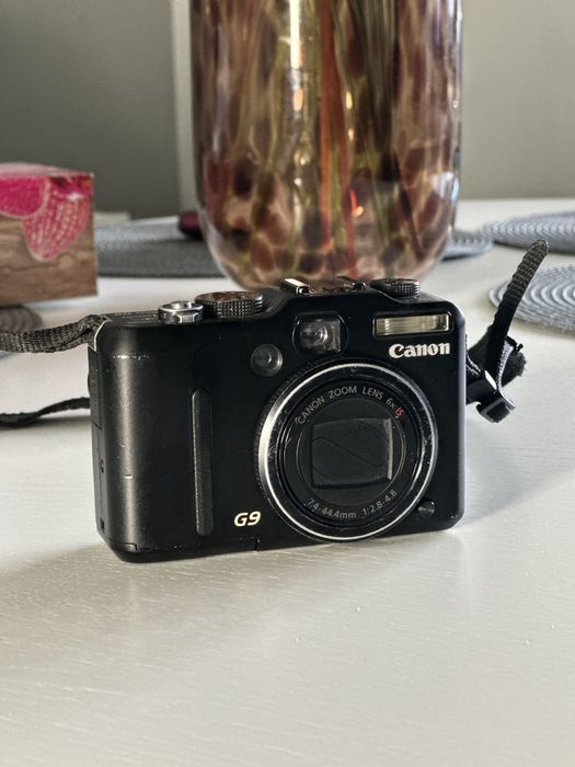 Camera  Canon Powershot G9