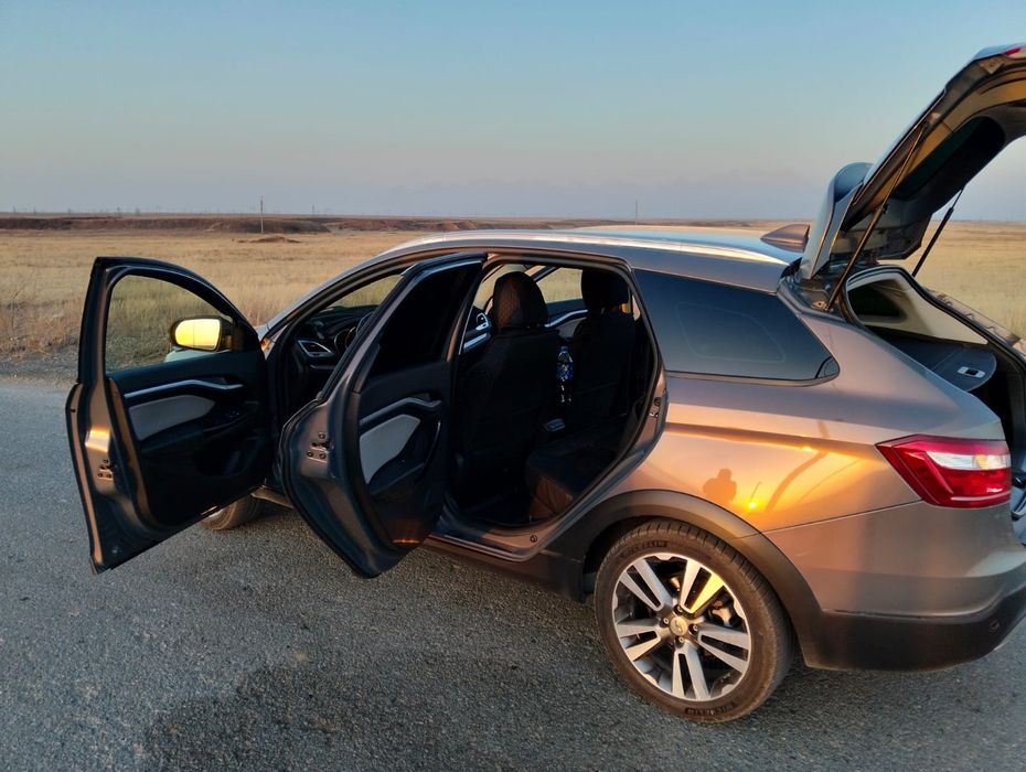 Авто веста св кросс