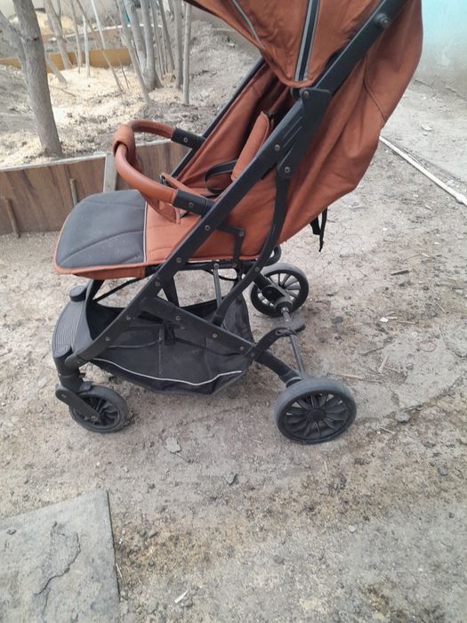 Продам коляску в хорошем состоянии