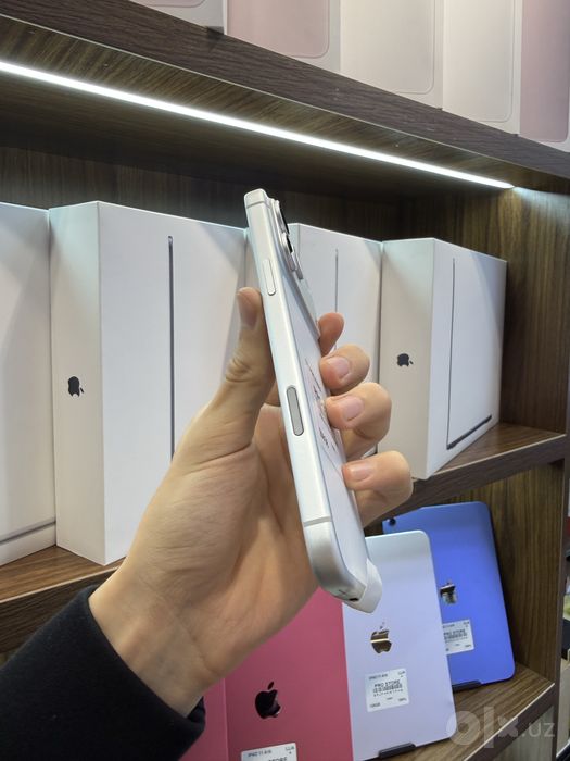 iphone 17 pro max naxtka va nasiya savdoga
