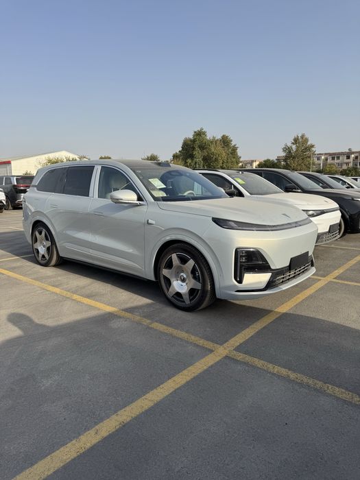 Deepal s09 gibrid silver 4 vd