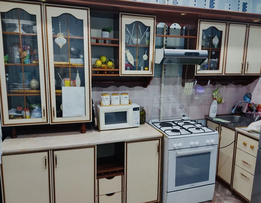 Продам кухонный гарнитур