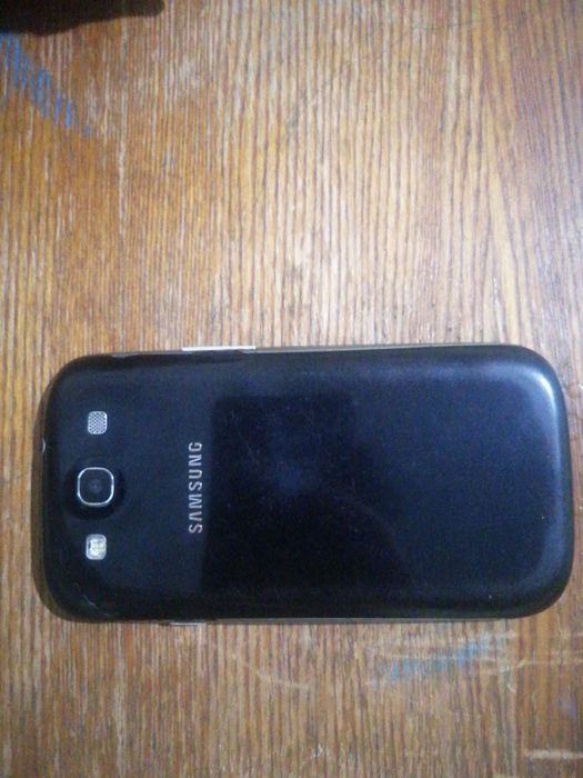Samsung s3 sotiladi
