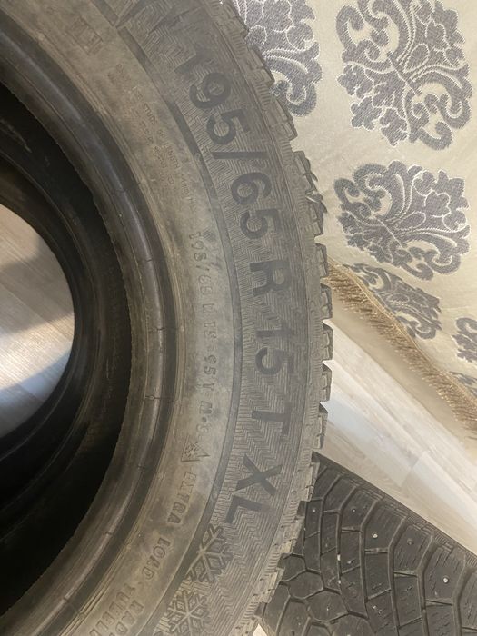 Продам комплект зимних шин — 4 штуки.