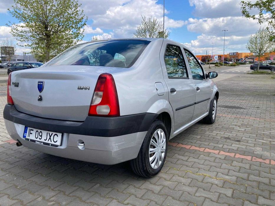 Dacia Logan 1.4 MPI 2007 | 180k km | AC | Geamuri/Oglinzi Electrice/Incalzite | 2 Seturi Anvelope | Întreținută, Fără Investiții Mecanice