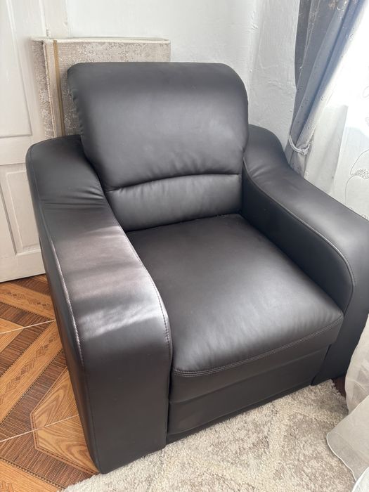 Canapea extensibila + doua fotolii