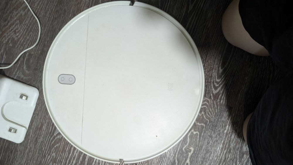 Робот пылесос спрочно продам