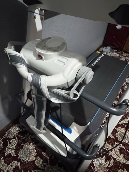 Беговая дорожка LGM550M