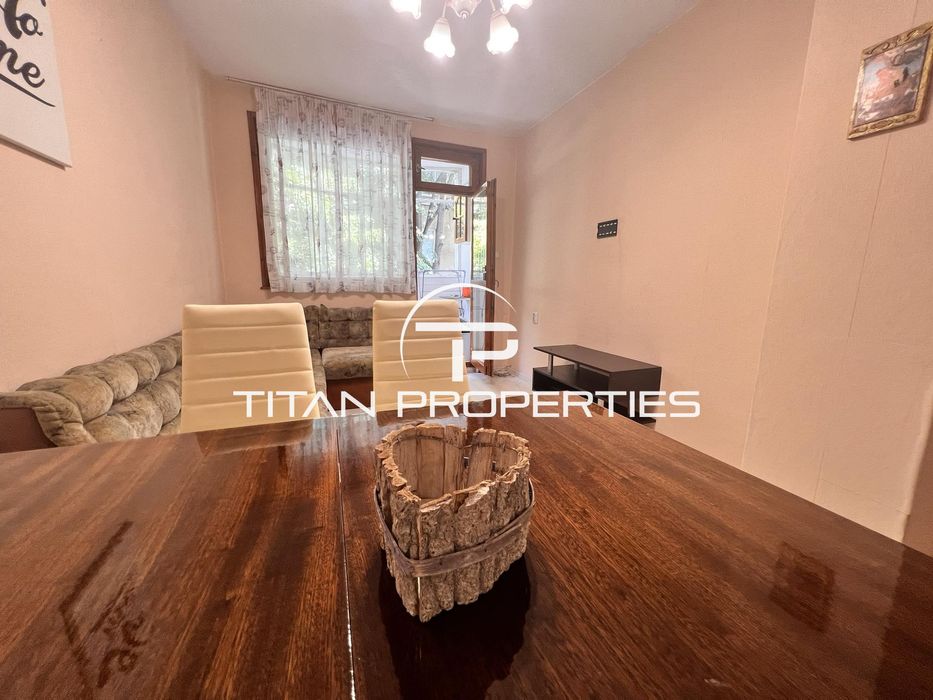 Дава се под наем Двустаен апартамент в Бургас, Възраждане - 55 кв.м за 306 € - Снимка #1