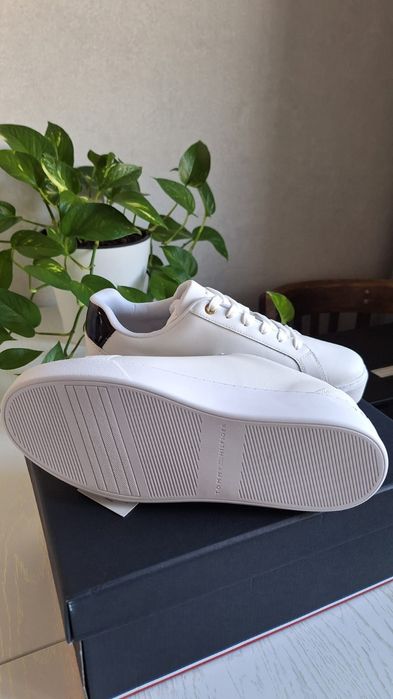 Tommy Hilfiger Monogram Platform Court Sneaker
