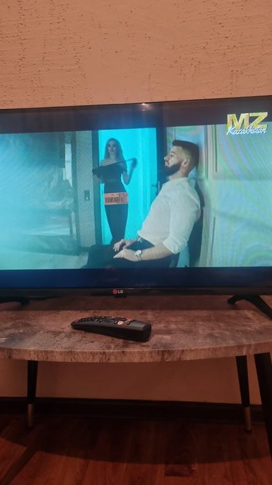 Продам телевизор LG