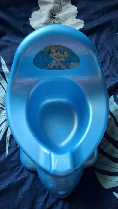 Продаётся Горшок детский