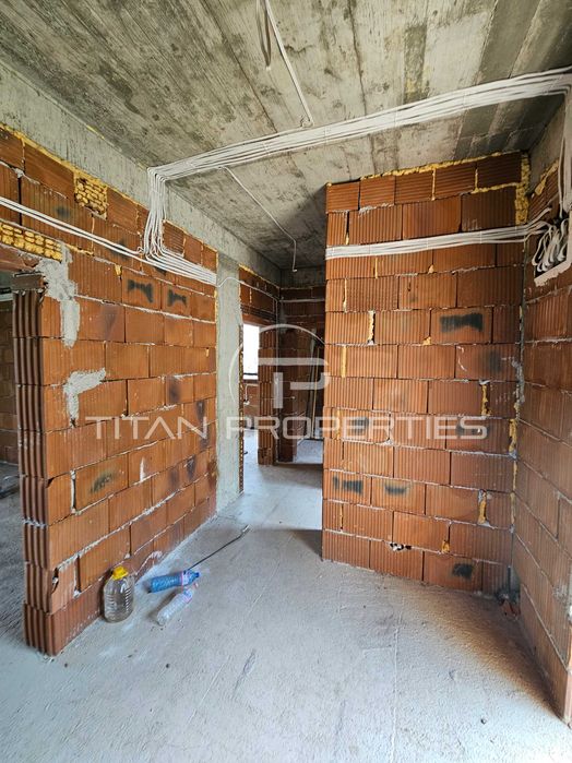 Двуетажна къща в Марково