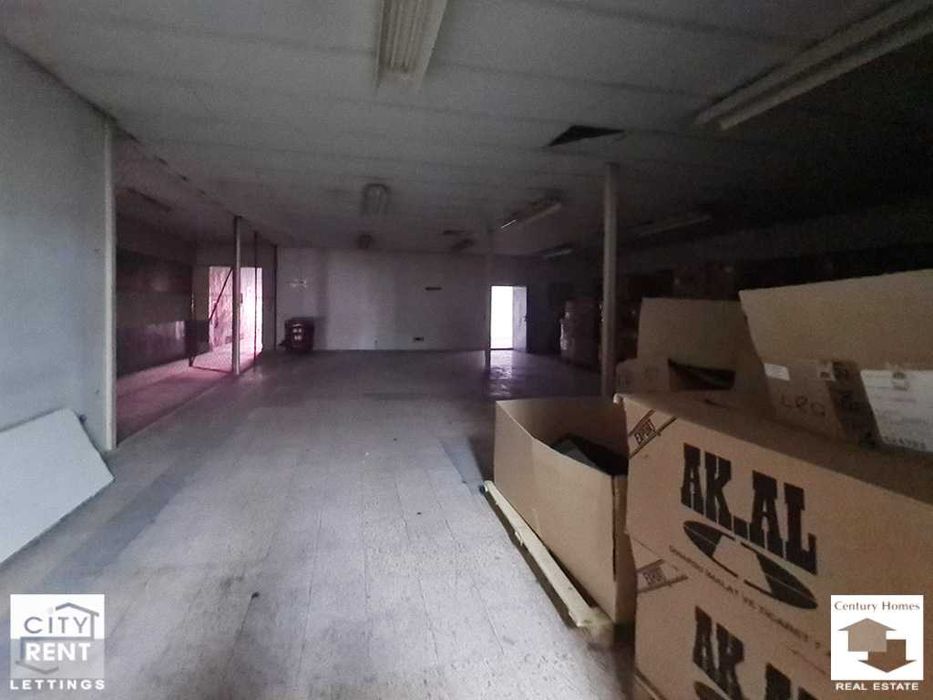 135217 Бизнес помещения с отлична локация в гр. Лясковец