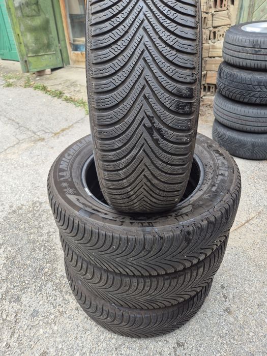 4бр. 215/65/17 Michelin Alpin5 зимни гуми