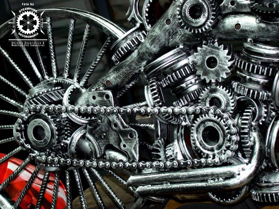 Sculptura fier "Motocicleta steampunk"piese auto moto reciclate.