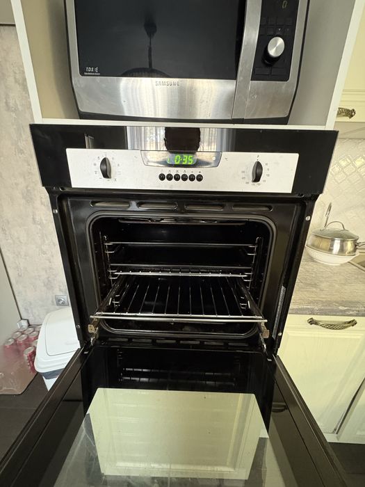 Встраиваемый духовой шкаф