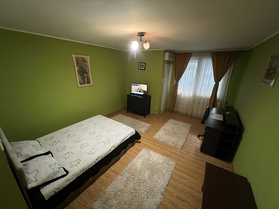 Închiriez garsoniera zona Vatra Luminoasa