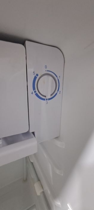 Loretto LRF‑G94BL sovutgichi (холодельник)