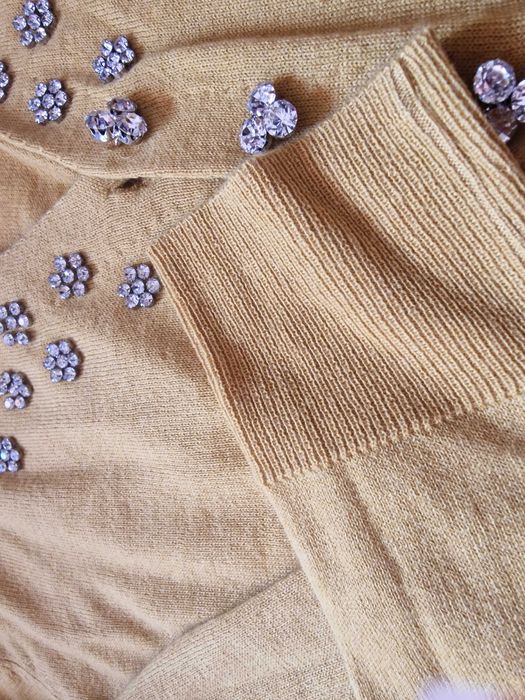 Нова Жилетка Zara в красив цвят - есен-зима