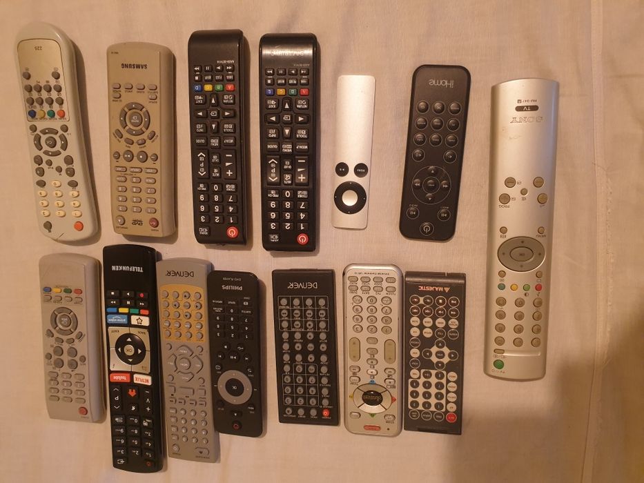 telecomenzi   50 lei bucata