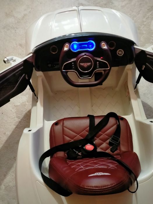 Продам детский электромобиль