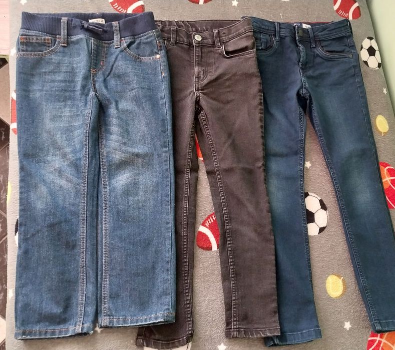 Детски дънки  128-134см.и гуменки